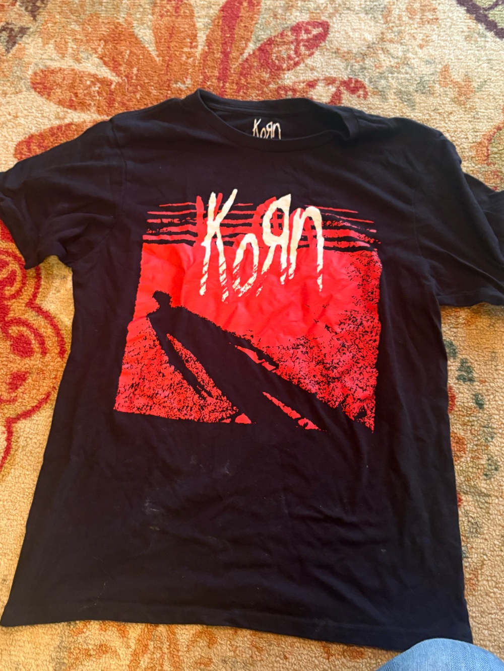 Korn Men's Black Short-Sleeve Graphic Tee with Red Square Print